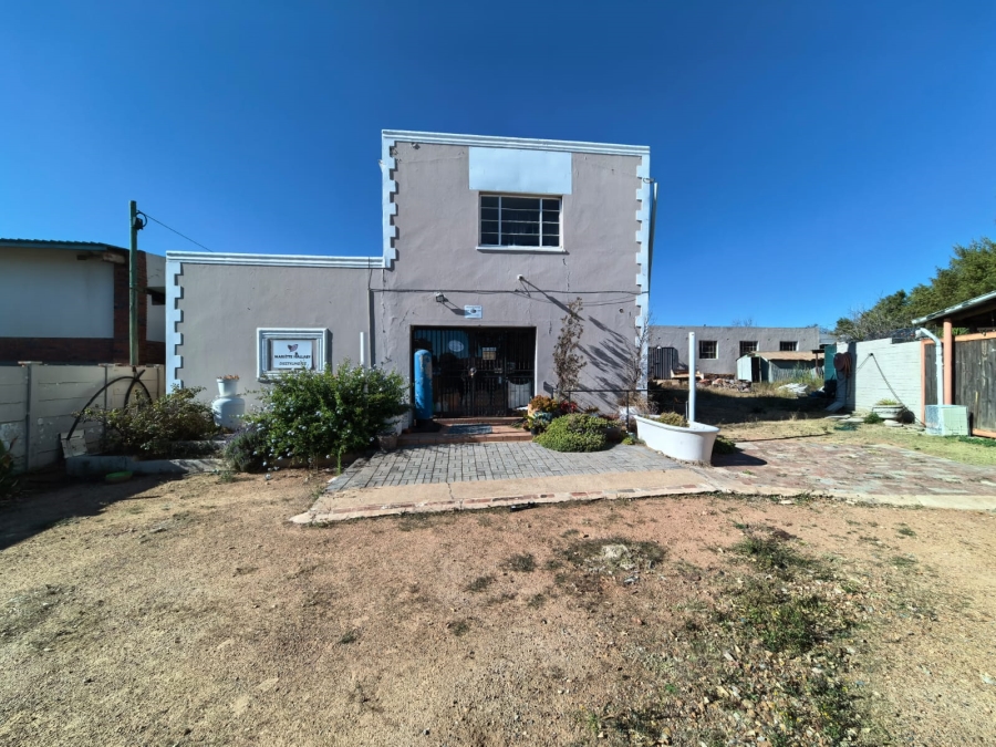 6 Bedroom Property for Sale in Parys Free State